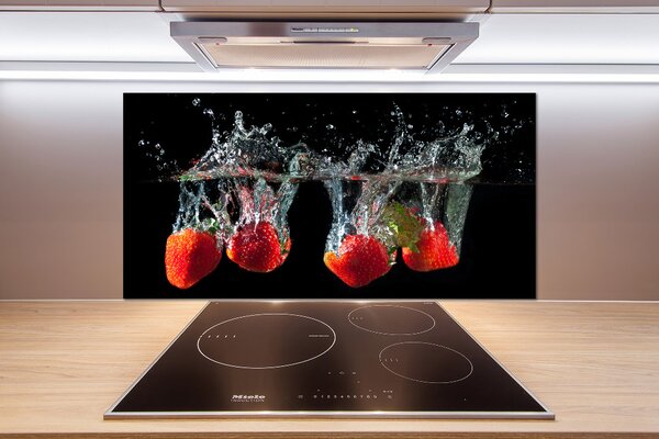 Sticlă pentru bucătărie Căpșune sub apă