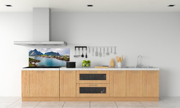 Panou sticla securizata bucatarie Lofoten din Norvegia