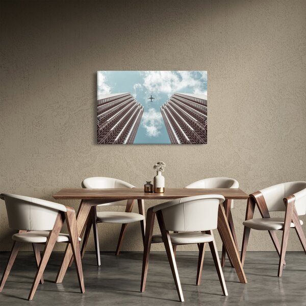 Tablou cuavion între clădiri (90x60 cm)