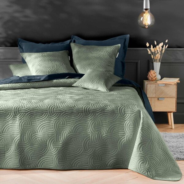 Set cuvertură și față de pernă verde din catifea 220x240 cm Solange – douceur d'intérieur