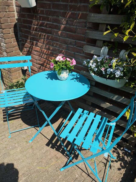 Set Bistro Flair - mobilier terasa gradina, 2 scaune + masa, otel vopsit - alb