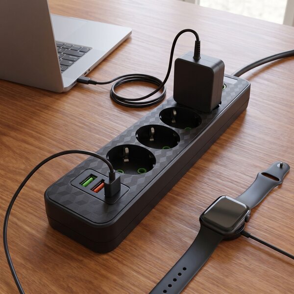 Prelungitor Multipriză 4 prize + 2x USB-A + USB-C JNH021-4A Black