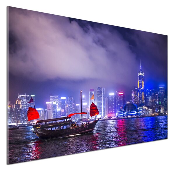 Panou sticla securizata bucatarie Hong Kong pe timp de noapte