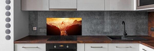 Panou de bucătărie Sari peste prăpastie