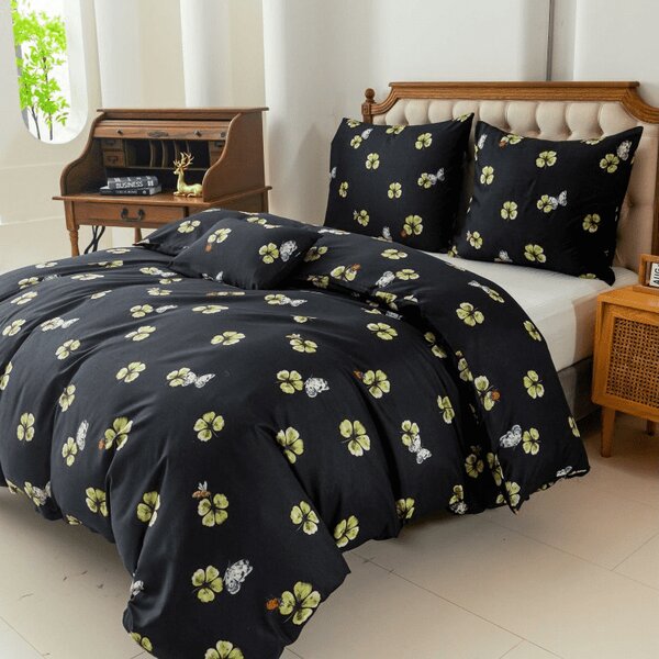 Lenjerie de pat din microfibra FOUR LEAF CLOVER negru Dimensiune lenjerie de pat: 70 x 90 cm | 140 x 200 cm