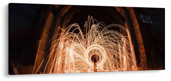 Tablou - Show de lumini deasupra șinelor (120x50 cm)
