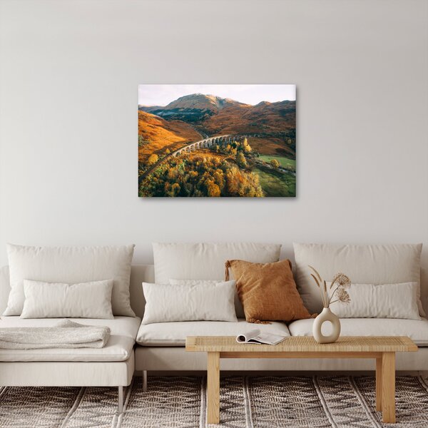 Tablou cu pod în valea din Scoția (70x50 cm)