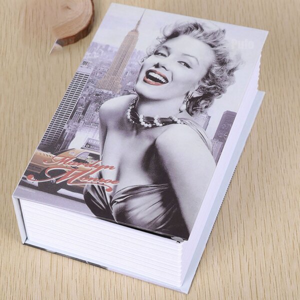 Seif secret tip carte Pufo cu cheie pentru blocare, model Marilyn Monroe, 18 x 12 cm