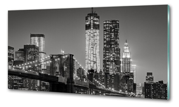 Panou sticla securizata bucatarie Manhattan pe timp de noapte