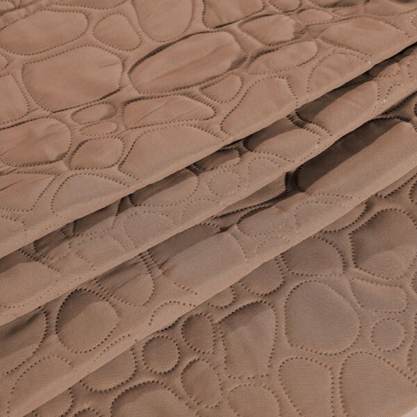 Cuvertura de pat maro deschis cu model STONE Dimensiune: 170 x 210 cm