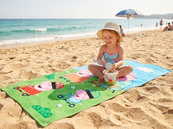 Prosop de plaja pentru copii PEPPA PIG 70x140 cm colorat, 100% bumbac velur