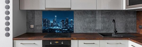 Panou sticlă bucătărie Los Angeles pe timp de noapte