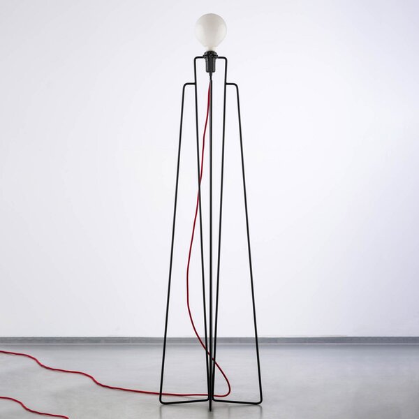 GRUPA Model M1 lampă podea LED negru, cablu roșu, Negru, Camera de zi / sufragerie, Metal, Modern