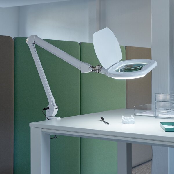 Maul Lampă de mărire cu LED MAULcrystal, alb, clemă, dimabil, reglabil, Alb, Studiu / Birou, Metal, Modern, Corpuri de iluminat cu clemă / cu fișă