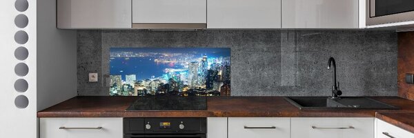 Panou sticla securizata bucatarie Hong Kong pe timp de noapte