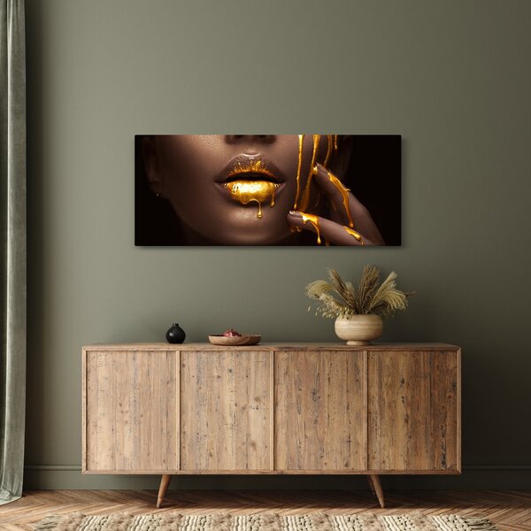Tablou - Femeie cu buze aurii (120x50 cm)