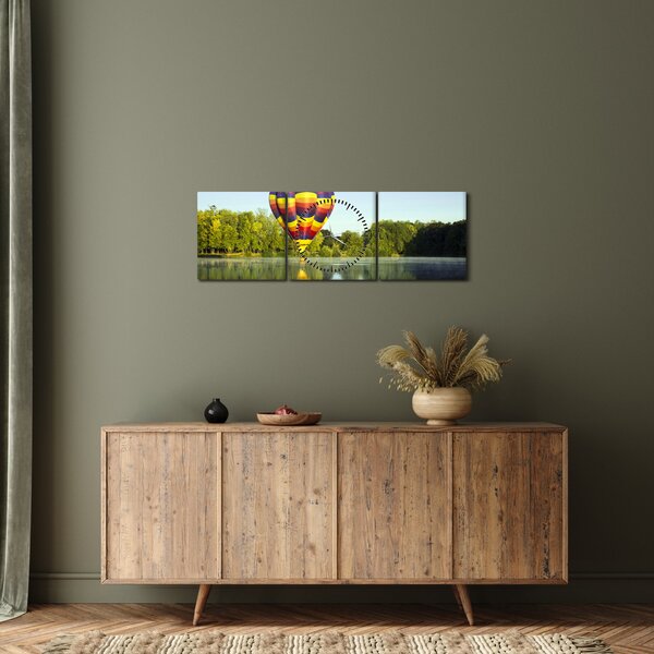 Tablou cu balon cu aer cald pe un lac (cu ceas) (90x30 cm)