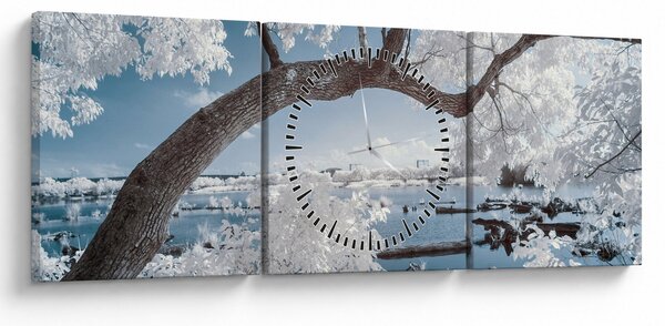 Tablou cu copac înzăpezit lângă apă (cu ceas) (90x30 cm)