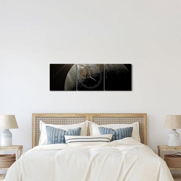 Tablou cu planetă în cosmos (cu ceas) (90x30 cm)