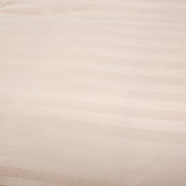 Lenjerie de pat hoteliera din microfibra JASMINE sampanie - dunga 2 cm Dimensiunile lenjeriei: 70 x 90 cm | 140 x 200 cm