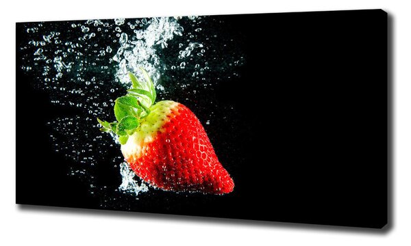 Tablou pe pânză canvas Strawberry sub apa